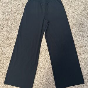 Lou & Grey Black Relaxed Pants, Small